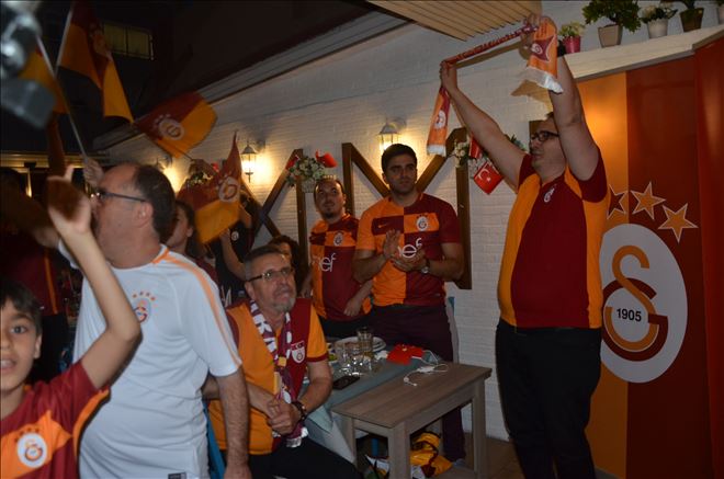 sampiyonluk-gecesi-kutlamalari-2018-7.jpg